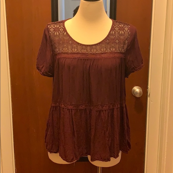 Casual top - Picture 1 of 6